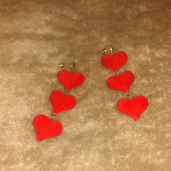 Jewelry - ♥️♥️♥️ earrings